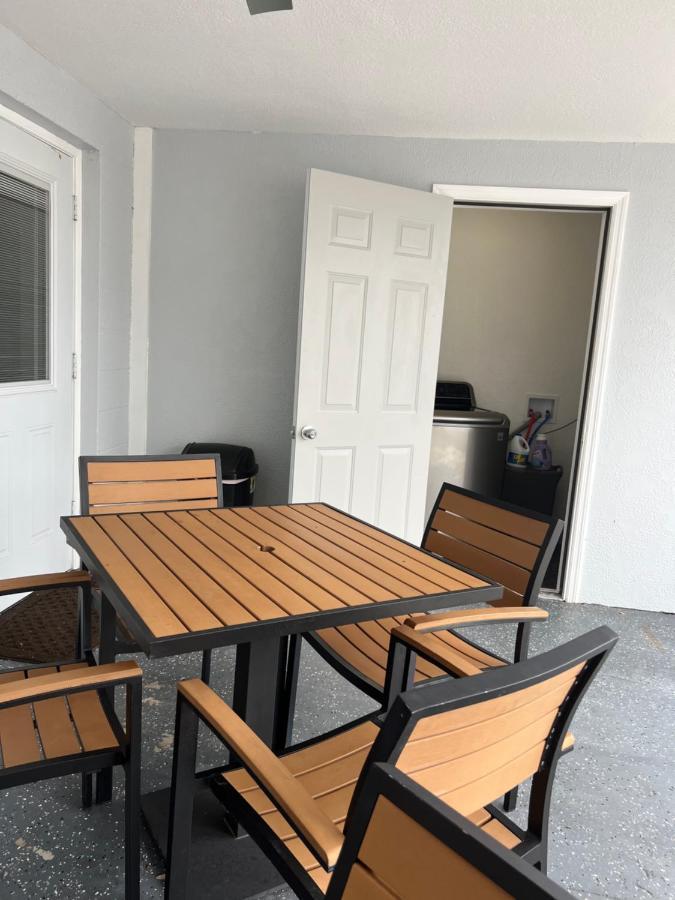 Hostal Beach Vacation Mode Брадентън Екстериор снимка